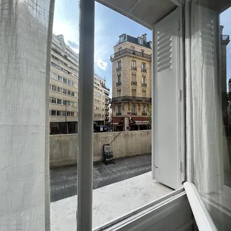 Cozy Studio Apartment Tour Eiffel-3